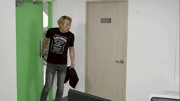 Muốn Được Vai Chính Phải Qua Đêm Cùng Đạo Diễn